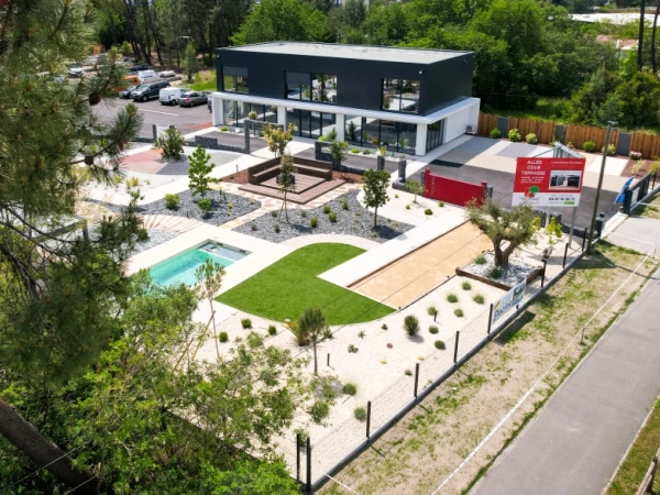 Nouveau Showroom Daniel Moquet : Allées, Clôtures, Jardins et Piscines