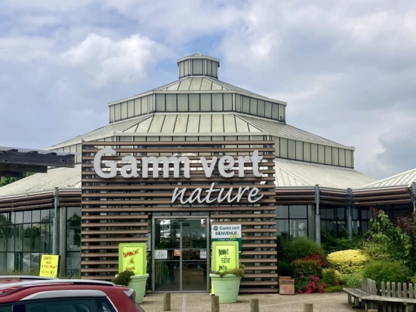 Rendez-vous à l'entrée du magasin Gamm Vert de Beauvais !